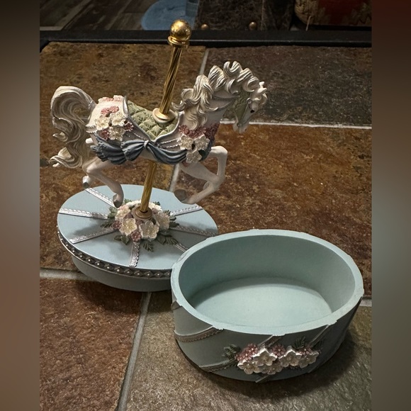 San Francisco Music Box Blue Carousel Trinket Box - Picture 6 of 7